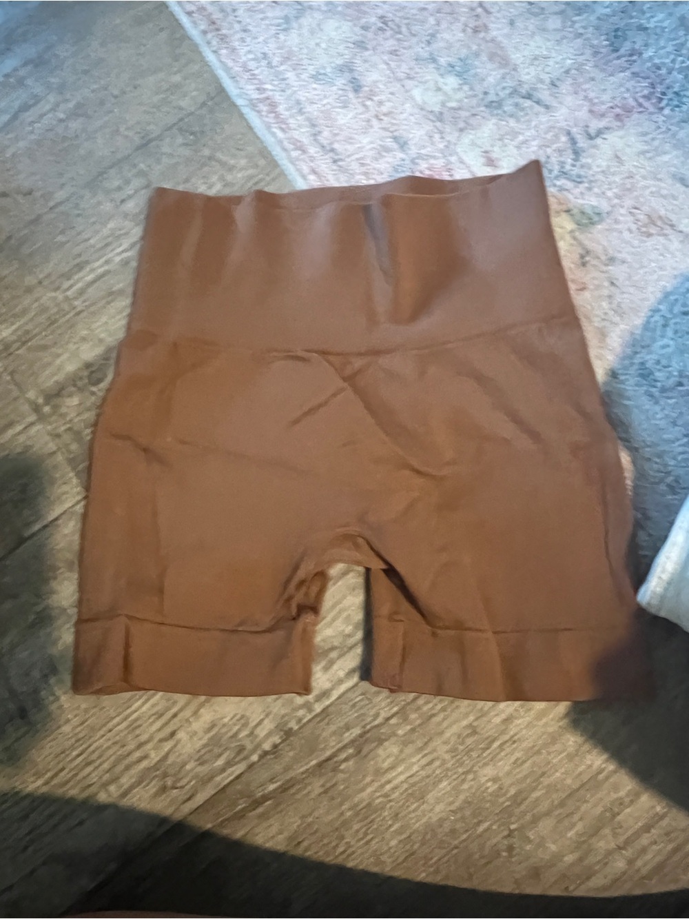 Set active High-Waist Women’s Brown Shorts